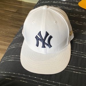 New Era Yankees Fitted Hat